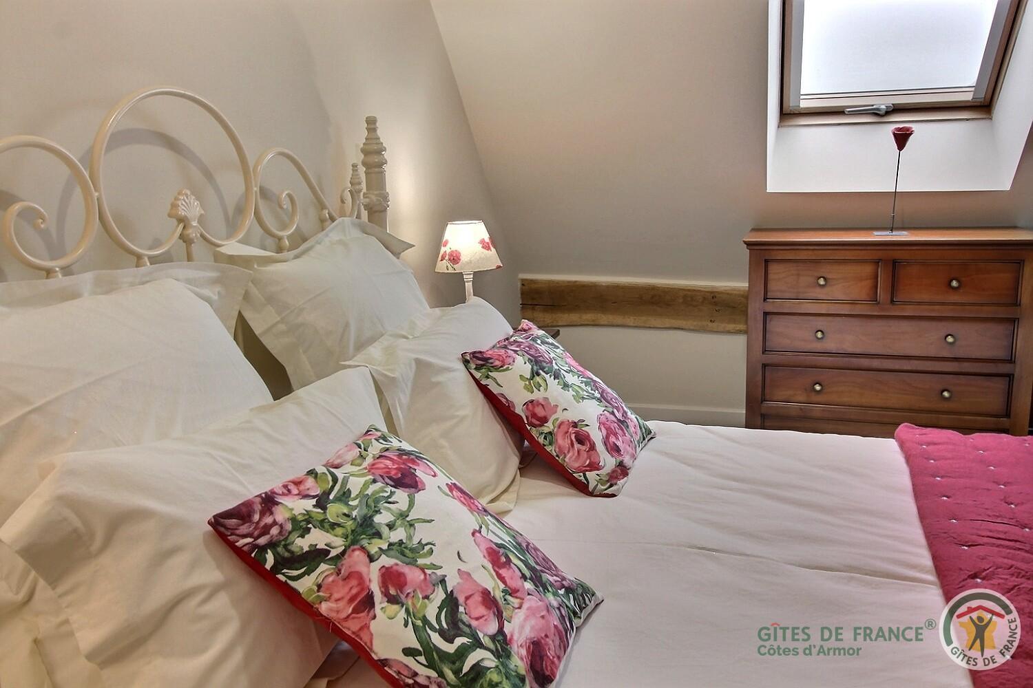 Plussulien Le Parfum Des Fleurs B&B 외부 사진